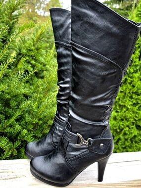 Top moda page boots sz 7.5